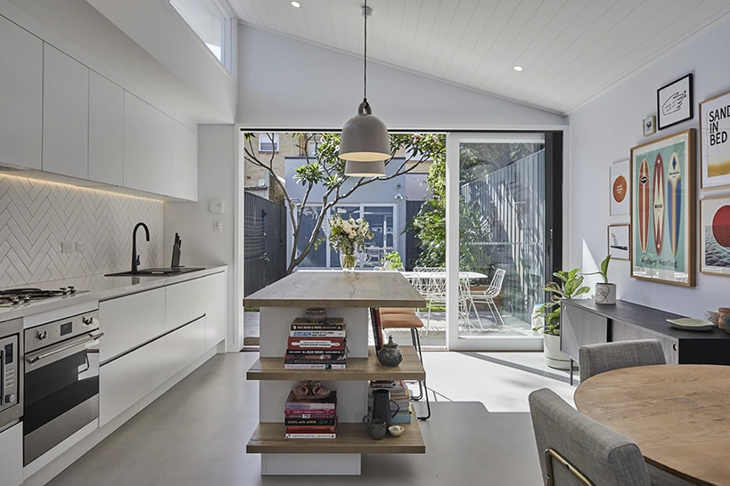 Featured image for “Randwick Narrow Terrace House”